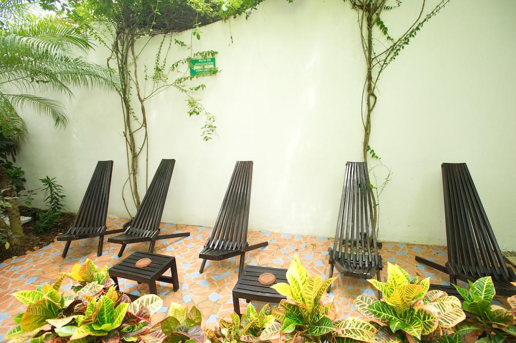 Aqualuna Boutique Hotel By Sunrise (Adults Only) Playa del Carmen Exteriör bild